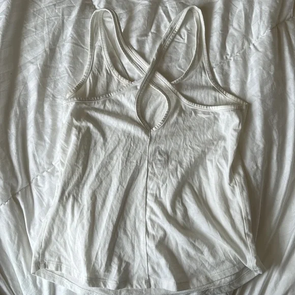 Under Armour White Tank Top, lightly worn - Picture 4 of 5